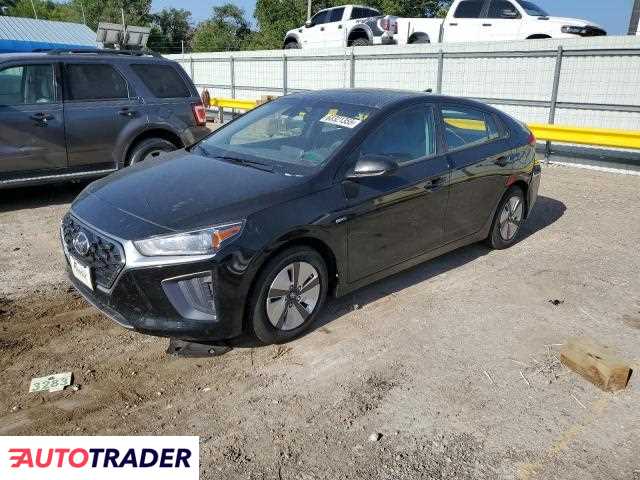 Hyundai IONIQ Hybrid 2020 1