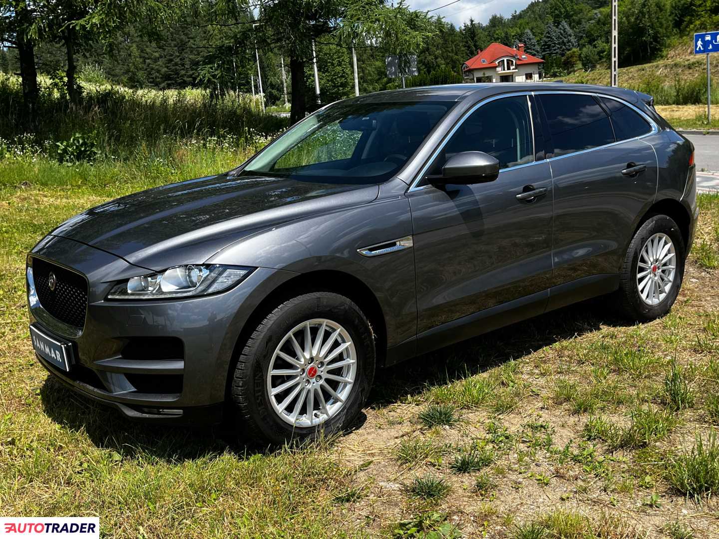 Jaguar F-PACE 2017 2 180 KM