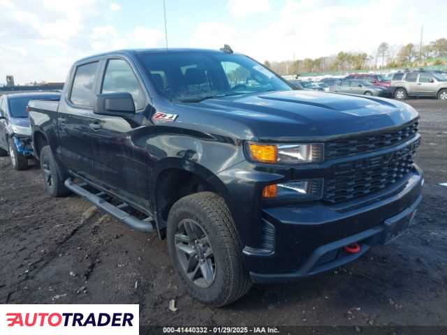 Chevrolet 1500 5.0 benzyna 2019r. (MEDFORD)