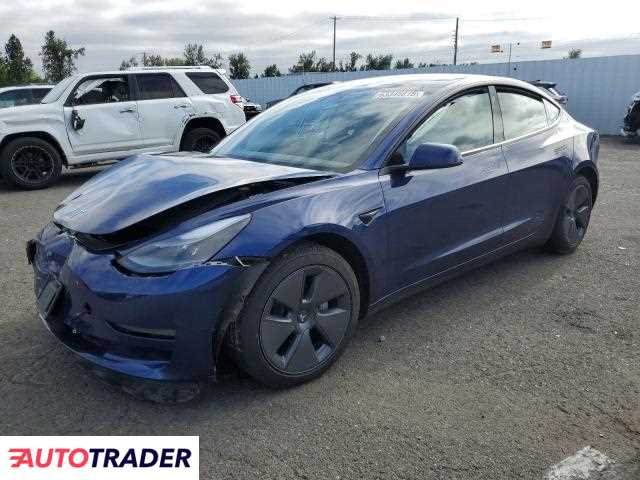 Tesla Model 3 2022