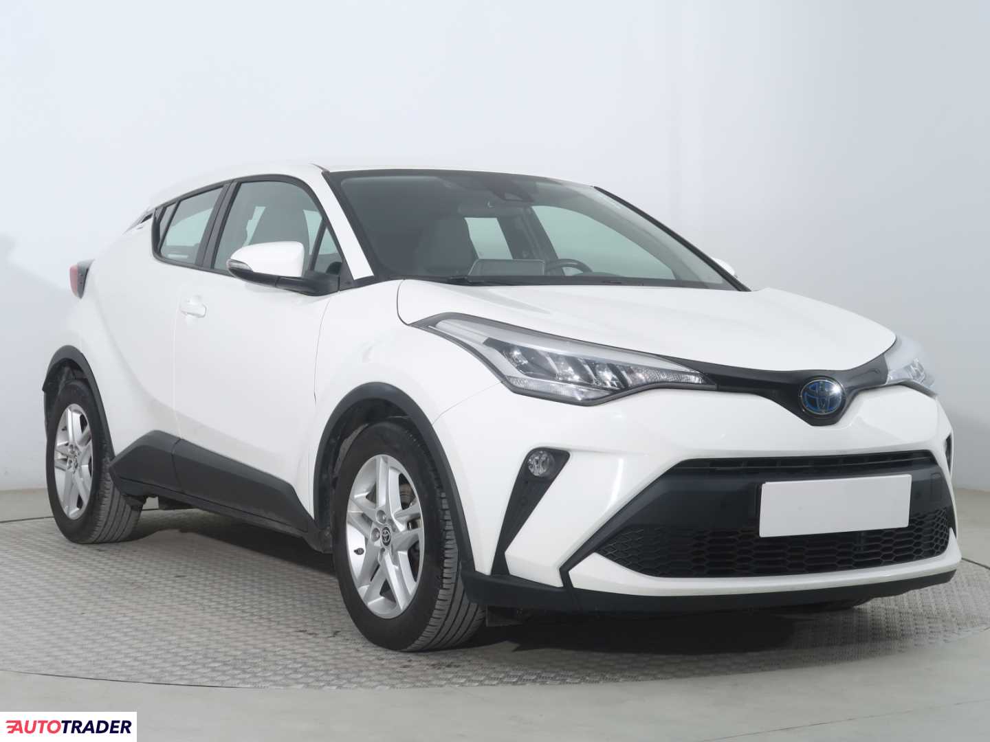 Toyota C-HR 2022 1.8 120 KM