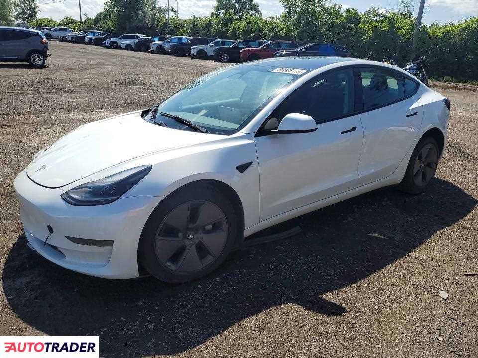 Tesla Model 3 2023