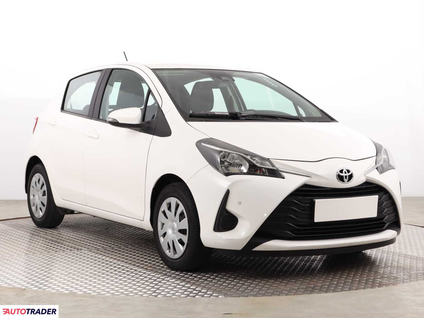 Toyota Yaris 2018 1.0 71 KM