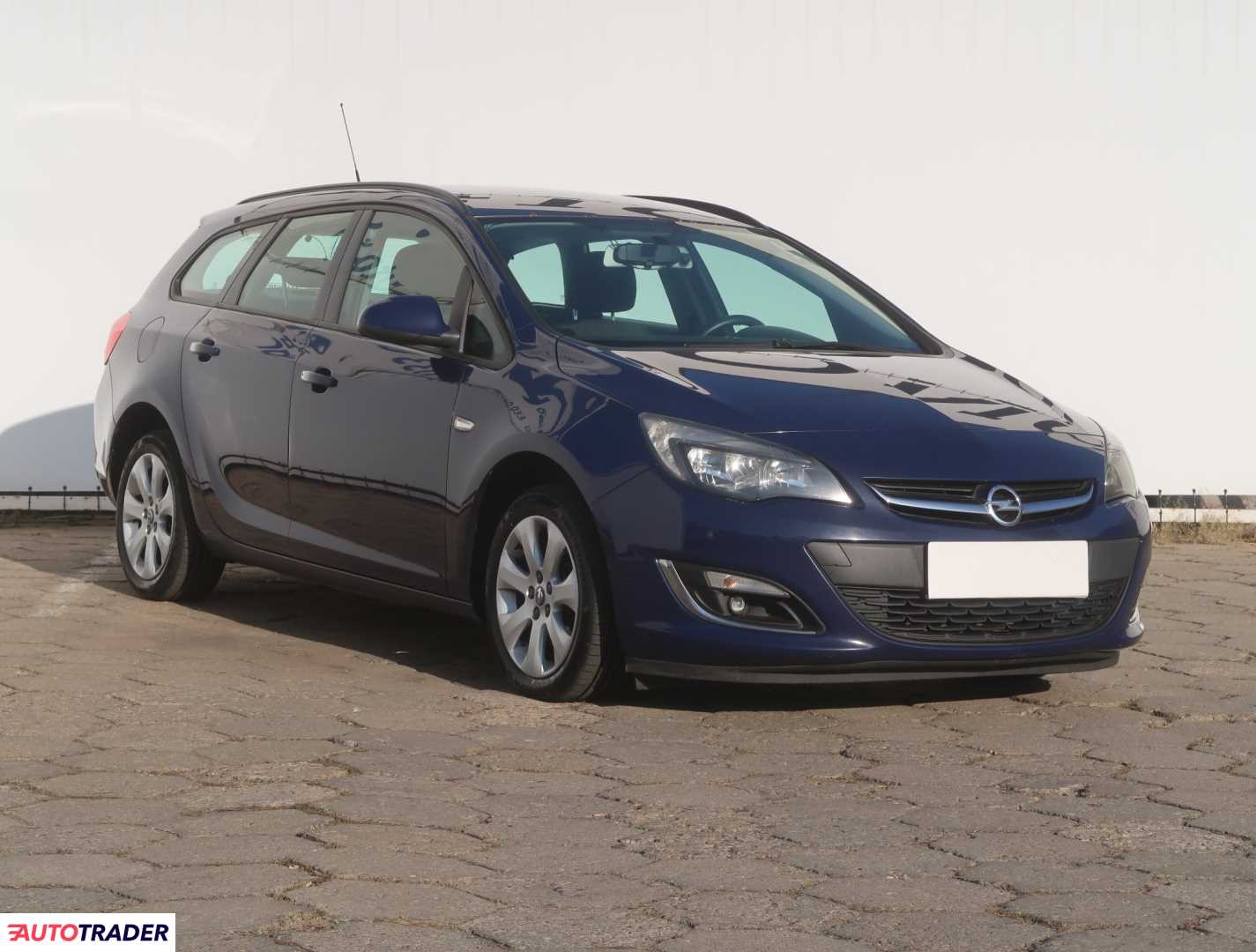 Opel Astra 2013 1.4 138 KM