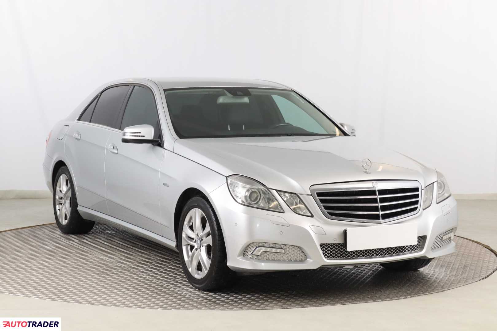 Mercedes E-klasa 2010 1.8 181 KM