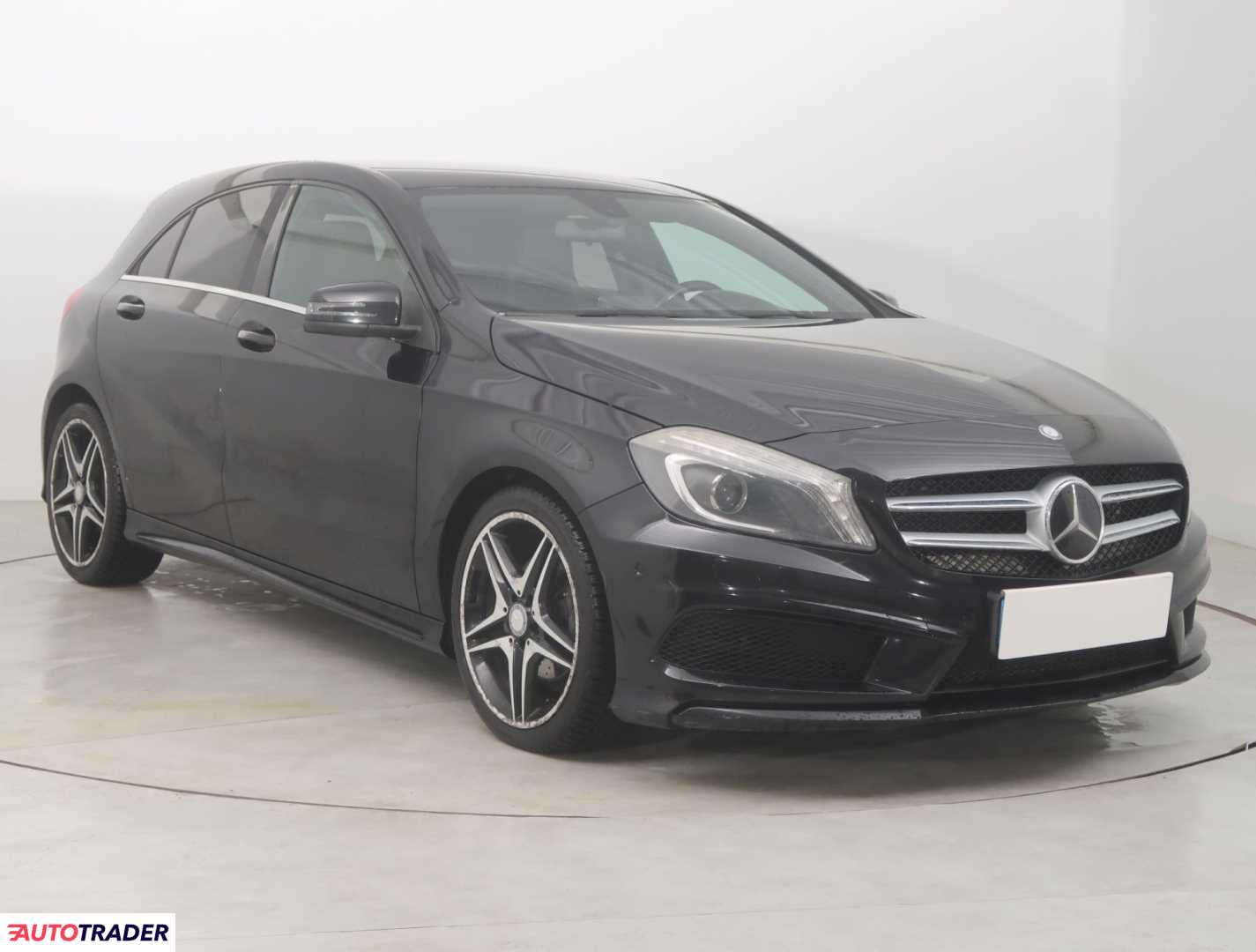 Mercedes A-klasa 2013 1.6 120 KM