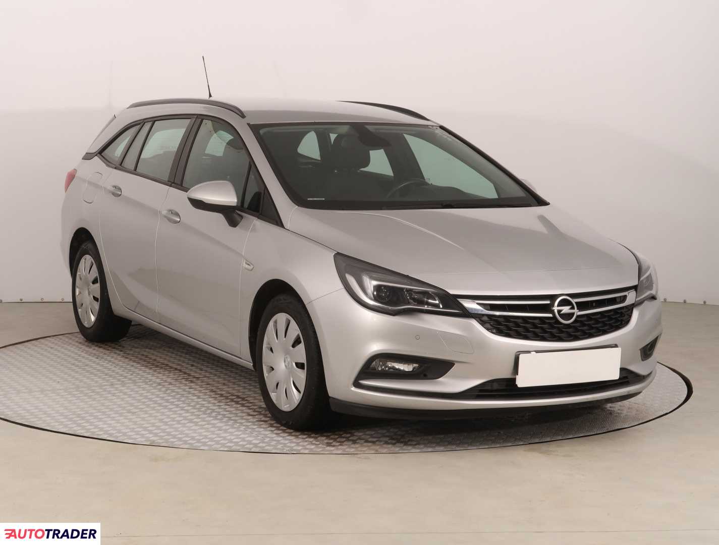 Opel Astra 2019 1.6 108 KM