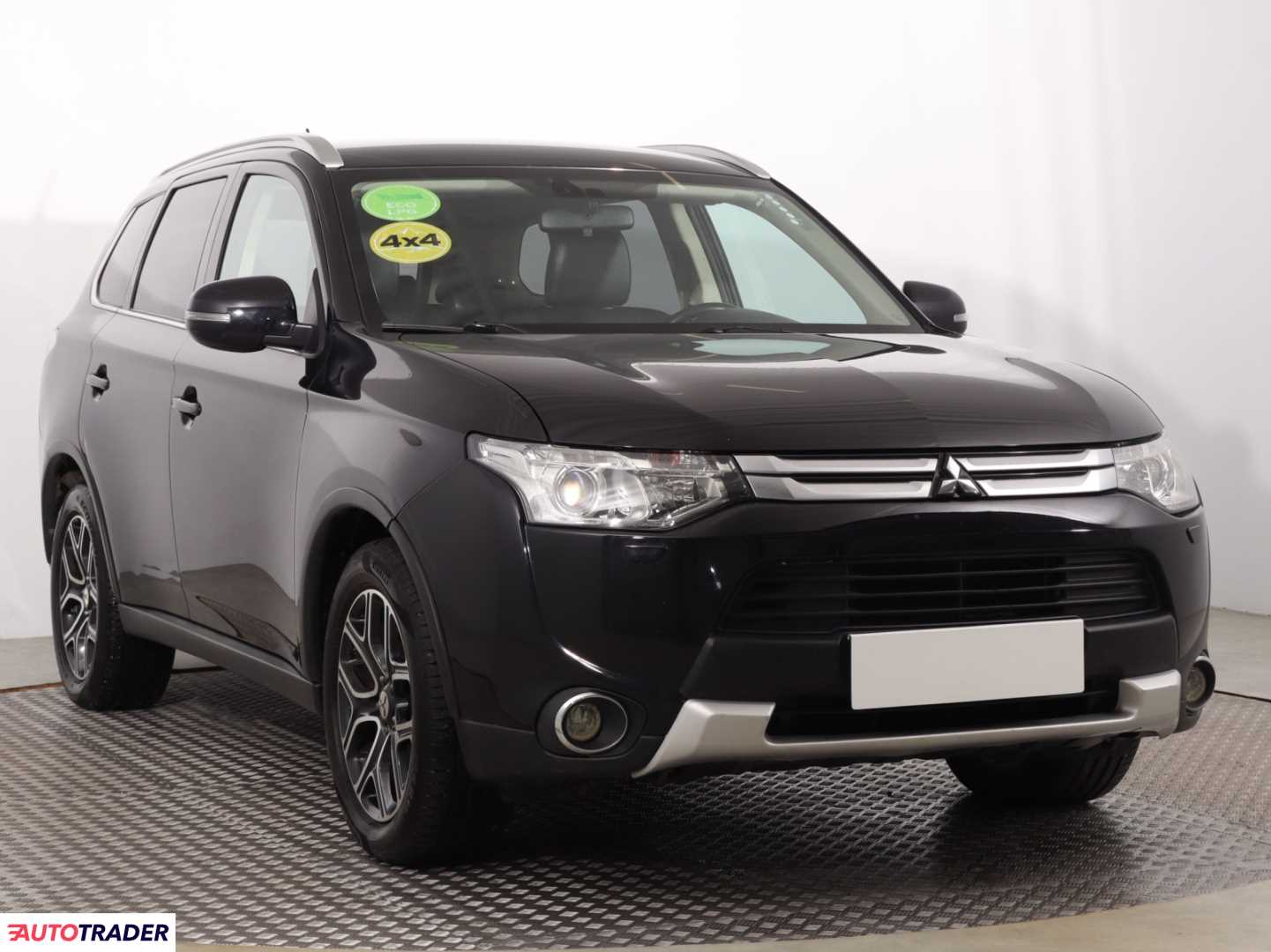 Mitsubishi Outlander 2015 2.0 147 KM
