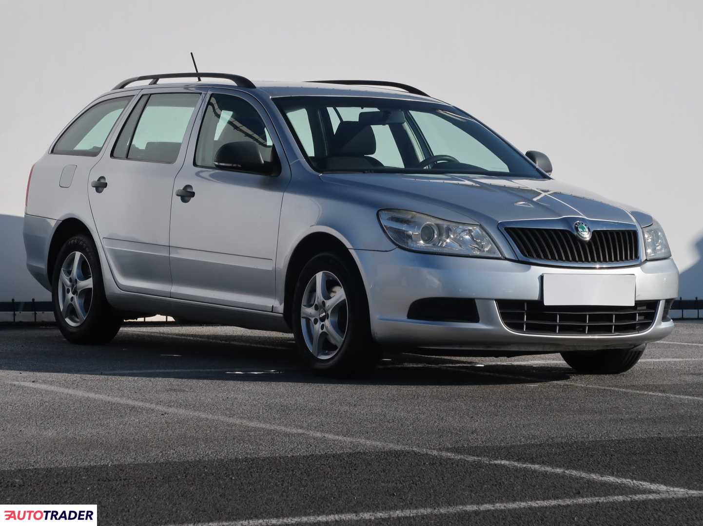 Skoda Octavia 1.6 103 KM 2011r. (Piaseczno)