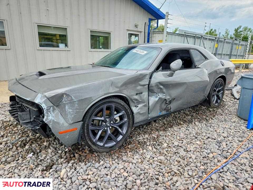 Dodge Challenger 2023 5