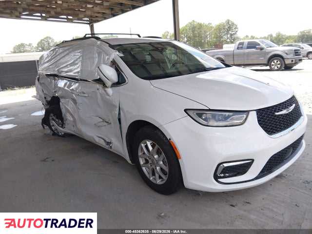 Chrysler Pacifica 2022 3