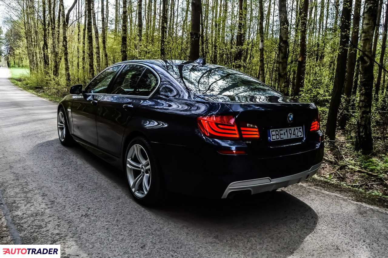 BMW 520 2013 2.0 184 KM