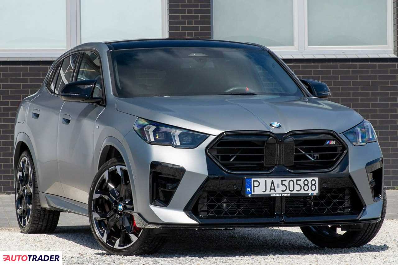BMW X2 2025 2 300 KM