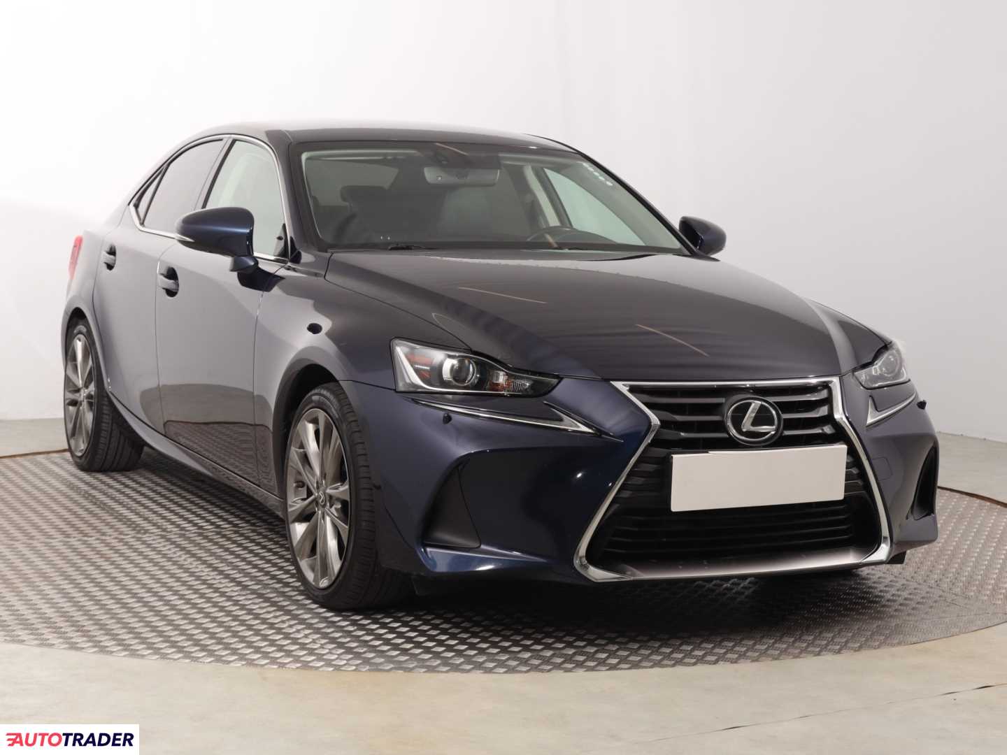 Lexus IS 2016 2.0 241 KM