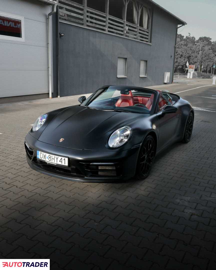 Porsche 911 2020 3.0 385 KM Porsche 911 2020 3.0 385 KM