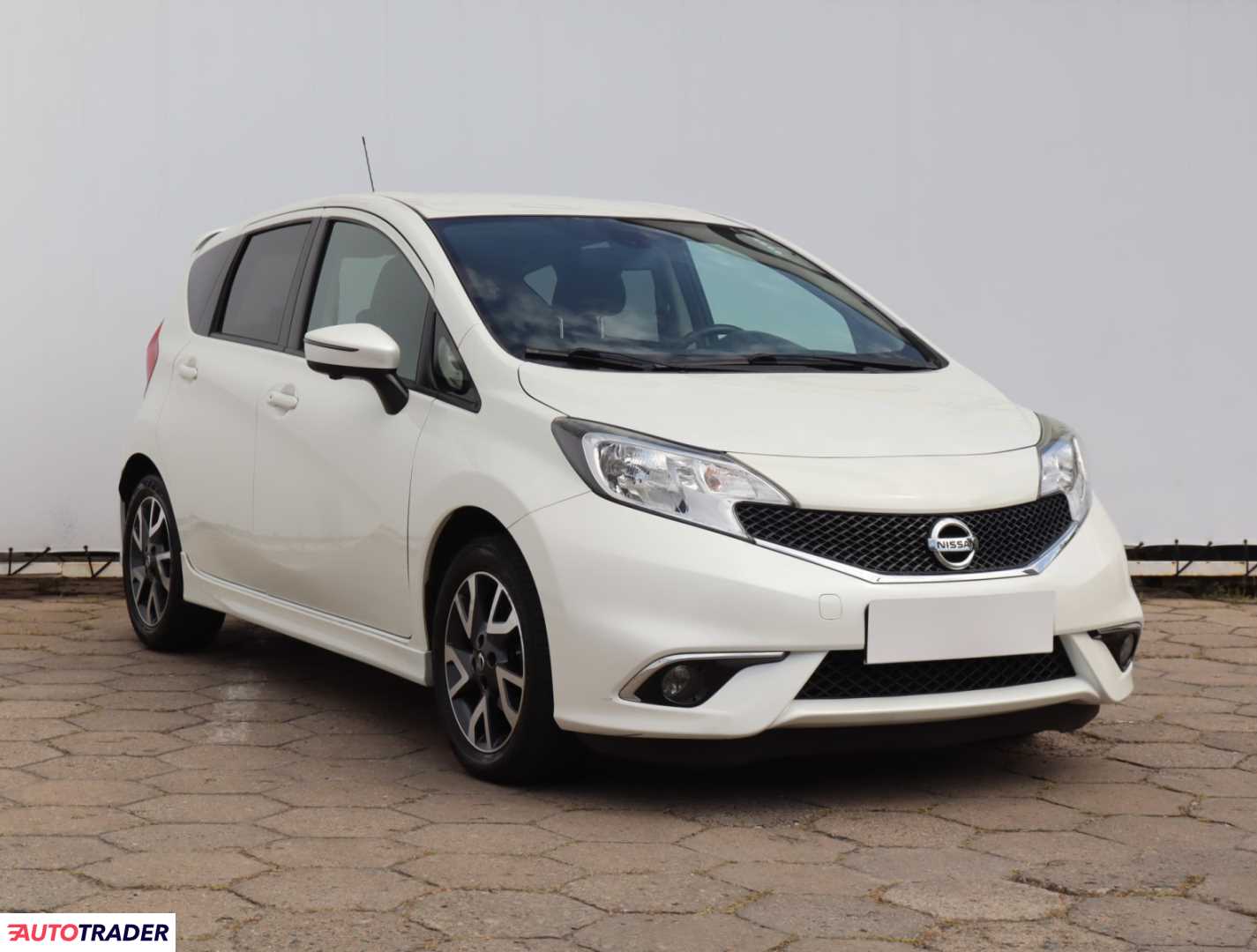 Nissan Note 2014 1.2 96 KM Nissan Note 2014 1.2 96 KM