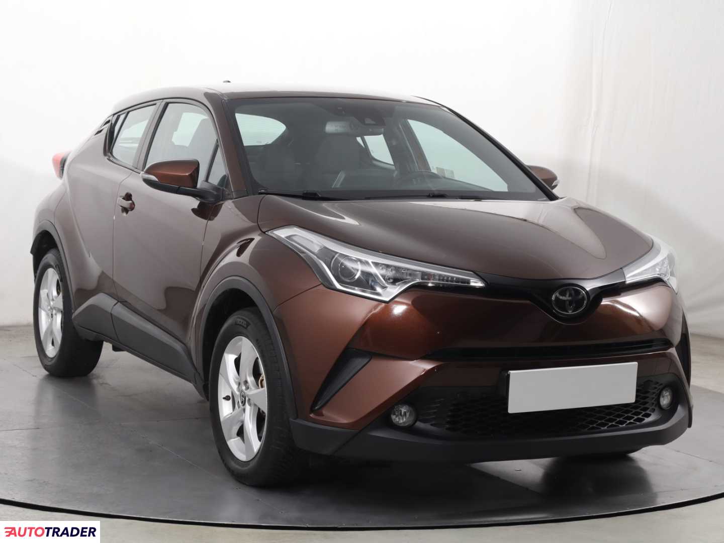 Toyota C-HR 2017 1.2 113 KM