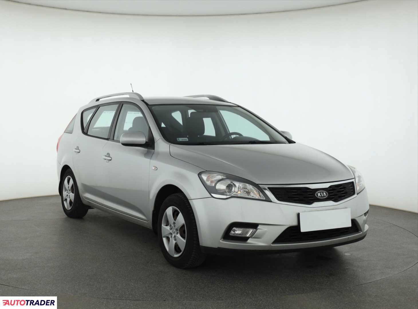 Kia Ceed 2009 1.6 124 KM