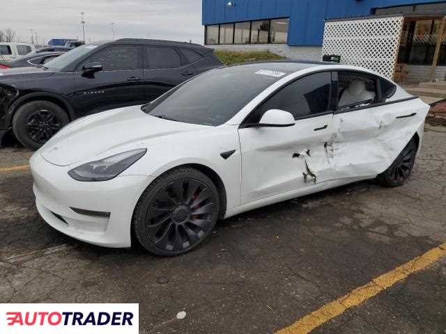 Tesla Model 3 2021