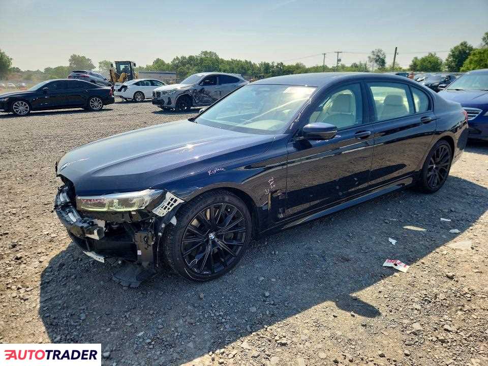 BMW 750 2021 4
