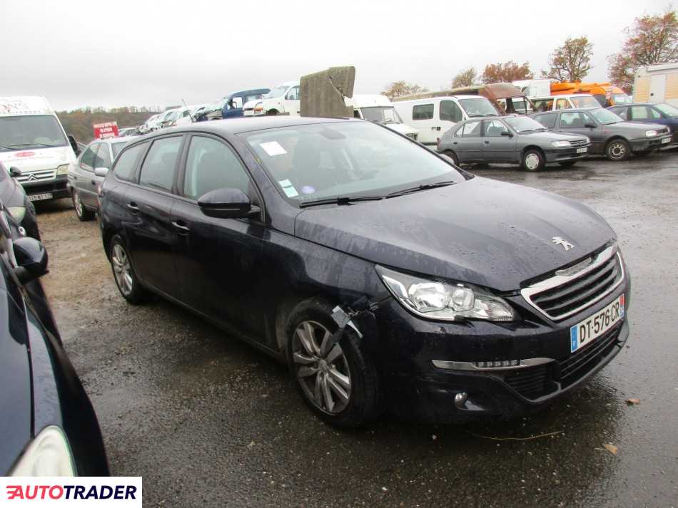 Peugeot 308 2015 1.2 110 KM Peugeot 308 2015 1.2 110 KM