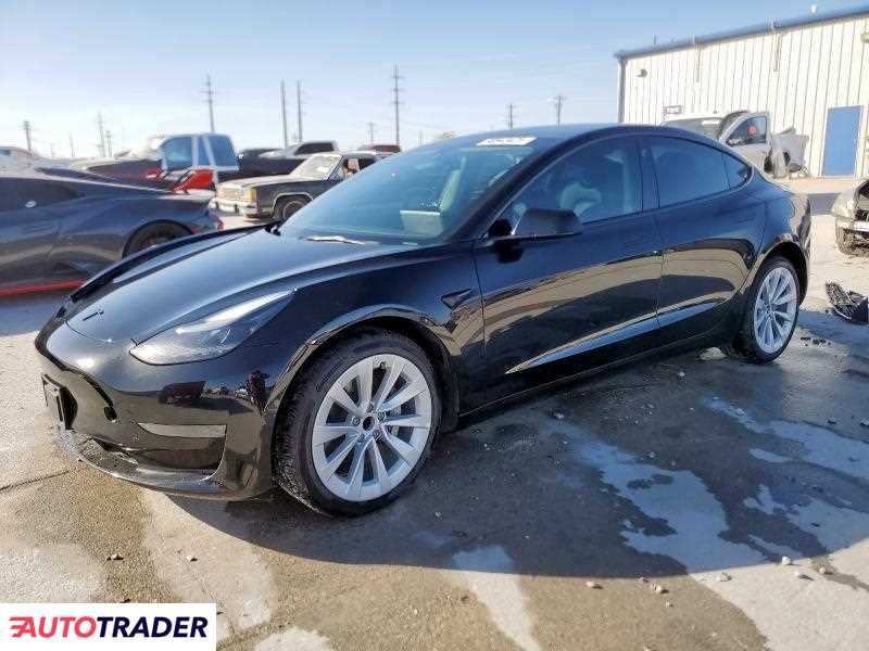 Tesla Model 3 2023