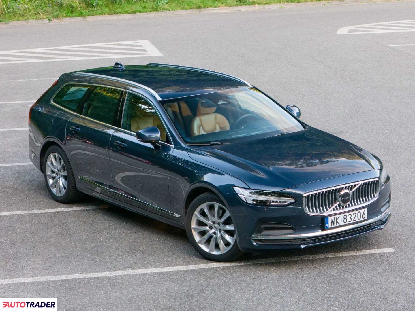 Volvo V90 2022 2.0 197 KM