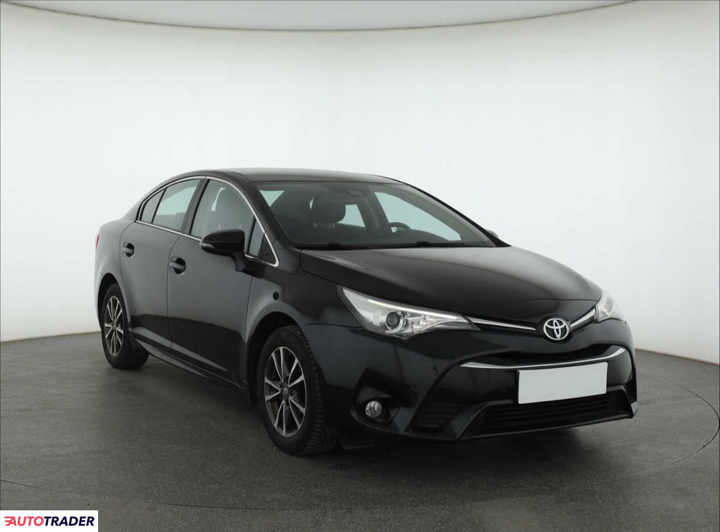 Toyota Avensis 2015 1.6 130 KM