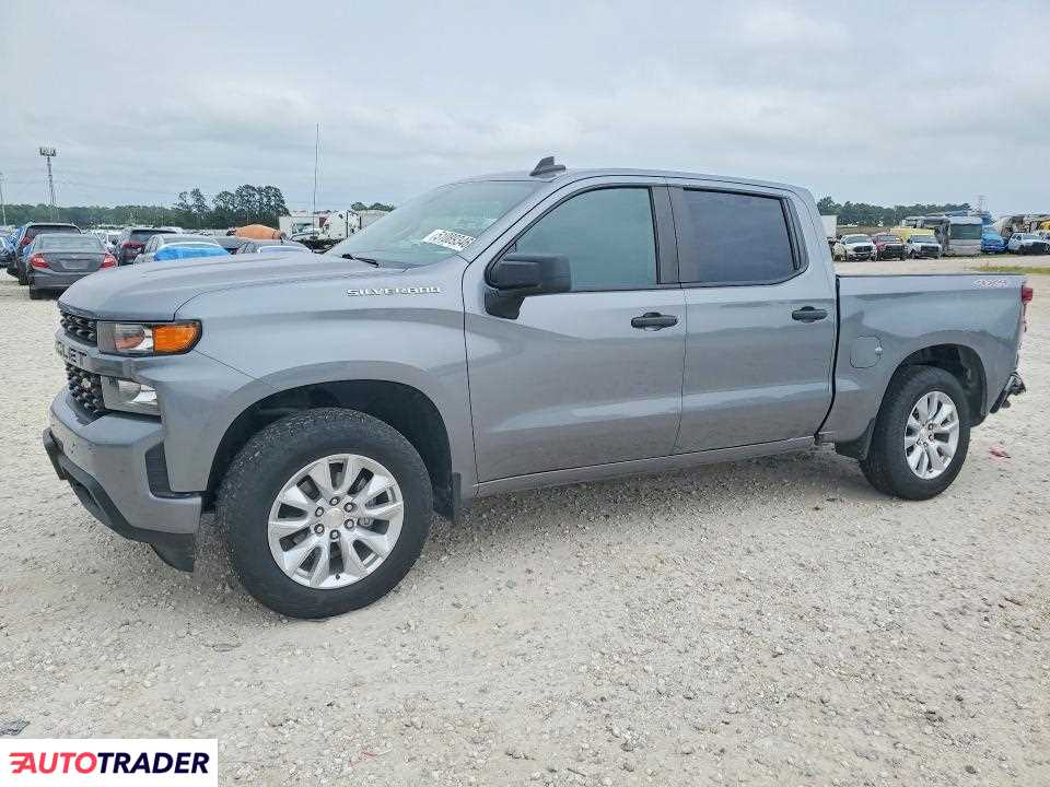 Chevrolet Silverado 2022 2