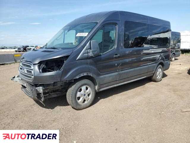 Ford Transit 2019 3