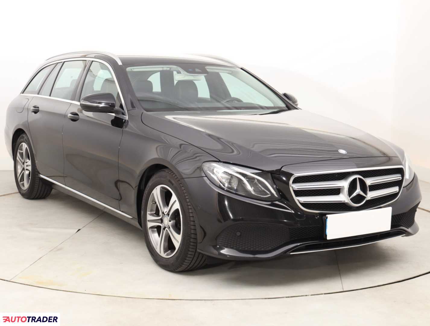 Mercedes E-klasa 2017 2.0 181 KM