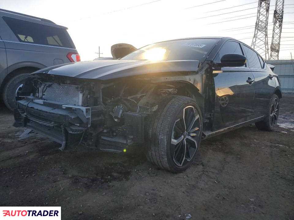 Nissan Altima 2025 2