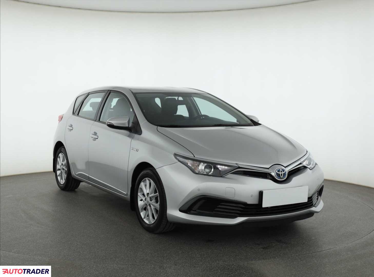 Toyota Auris 2016 1.8 134 KM
