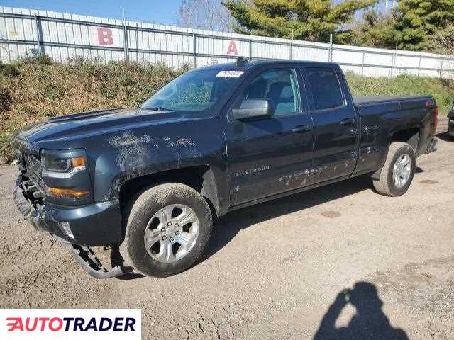 Chevrolet Silverado 5.0 benzyna 2019r. (DAVISON)