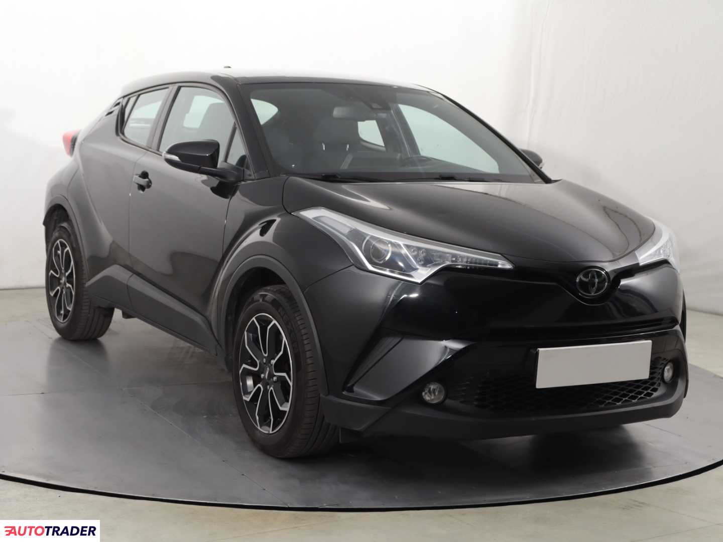 Toyota C-HR 2018 1.2 113 KM