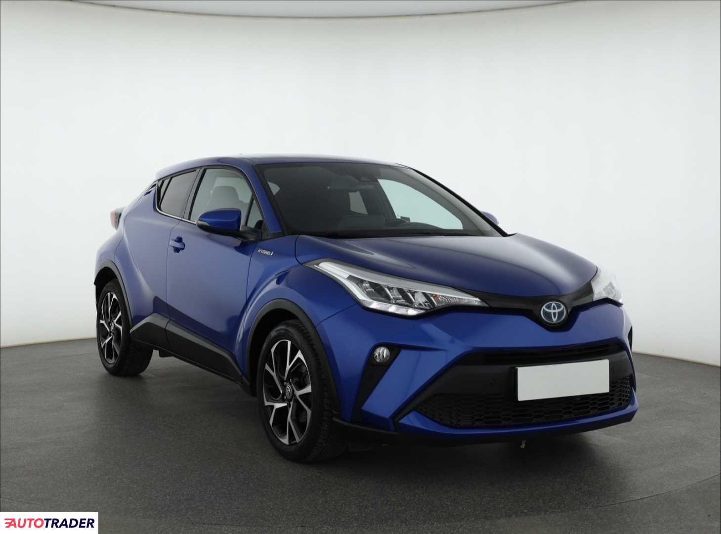 Toyota C-HR 2021 1.8 120 KM
