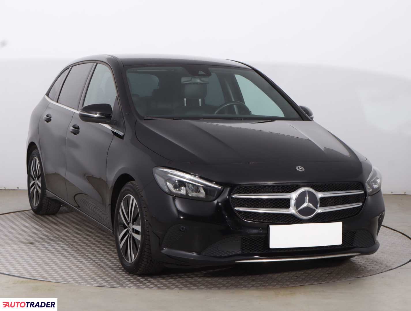 Mercedes B-klasa 2019 1.5 113 KM