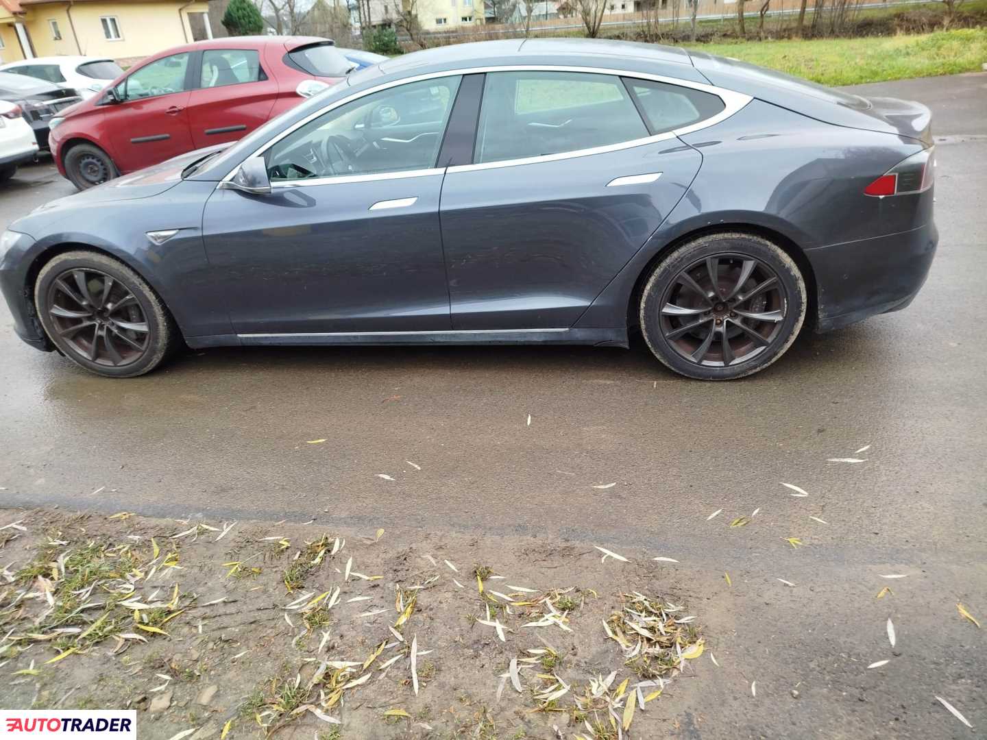 Tesla Model S 2015