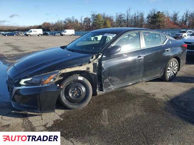 Nissan Altima 2024 2