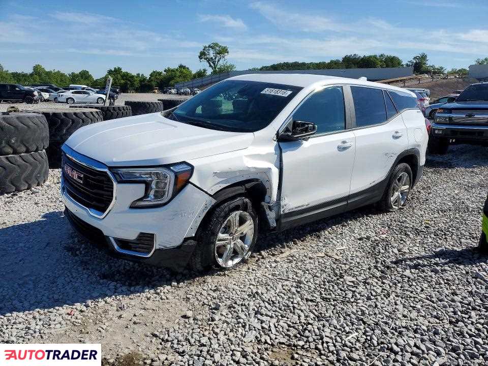GMC Terrain 2024 1
