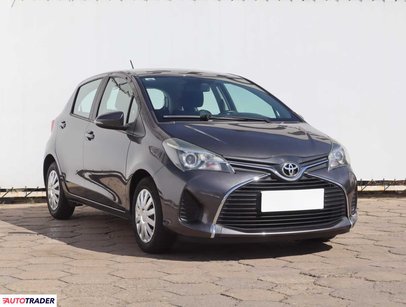 Toyota Yaris 2015 1.0 68 KM