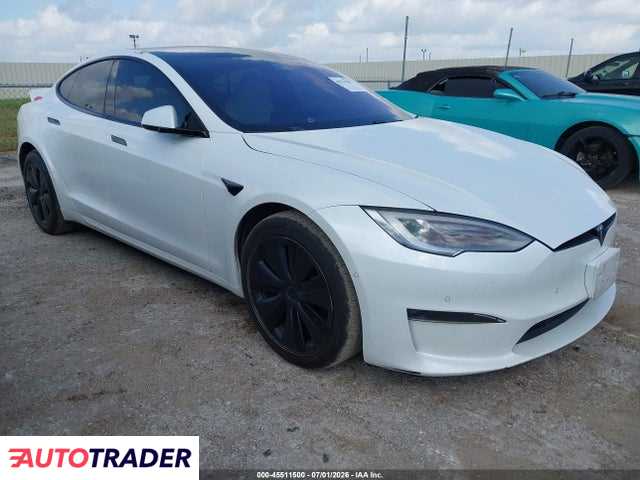 Tesla Model S 2022