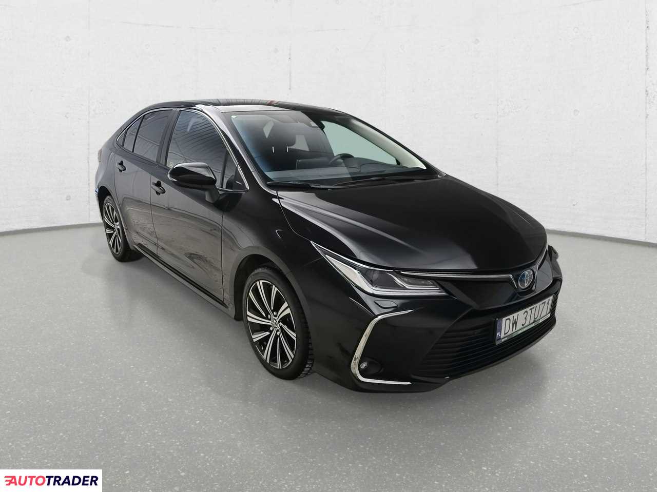 Toyota Corolla 2022 1.8 98 KM