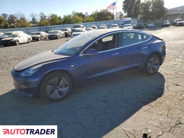 Tesla Model 3 benzyna 2019r. (MARTINEZ)