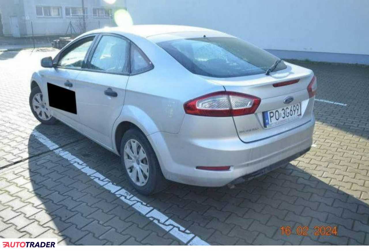 Ford Mondeo 2014 2.0 140 KM