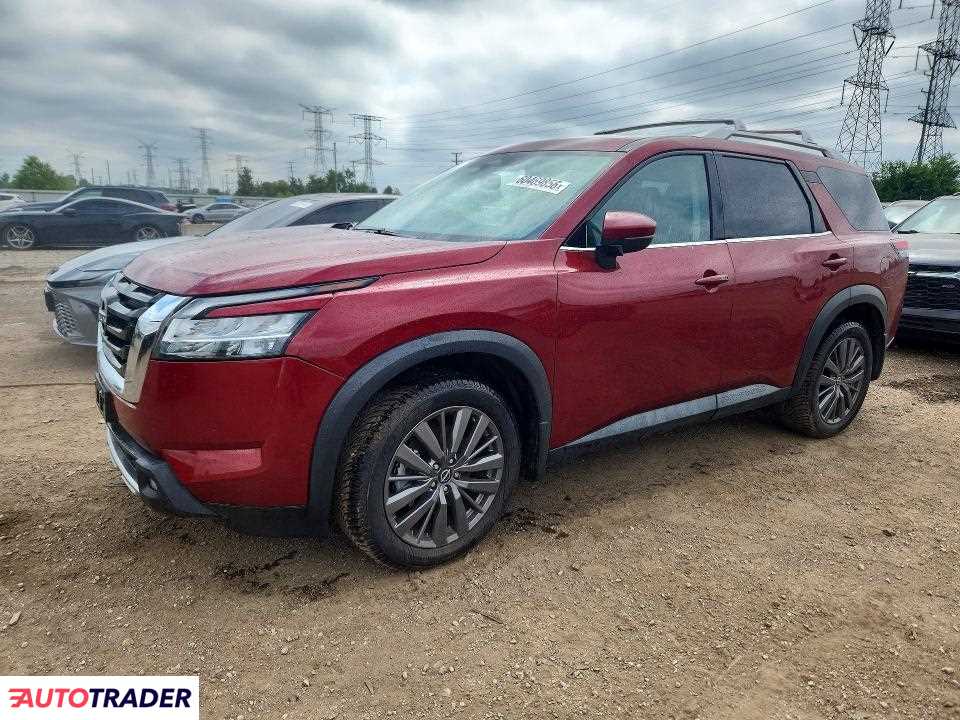 Nissan Pathfinder 2022 3