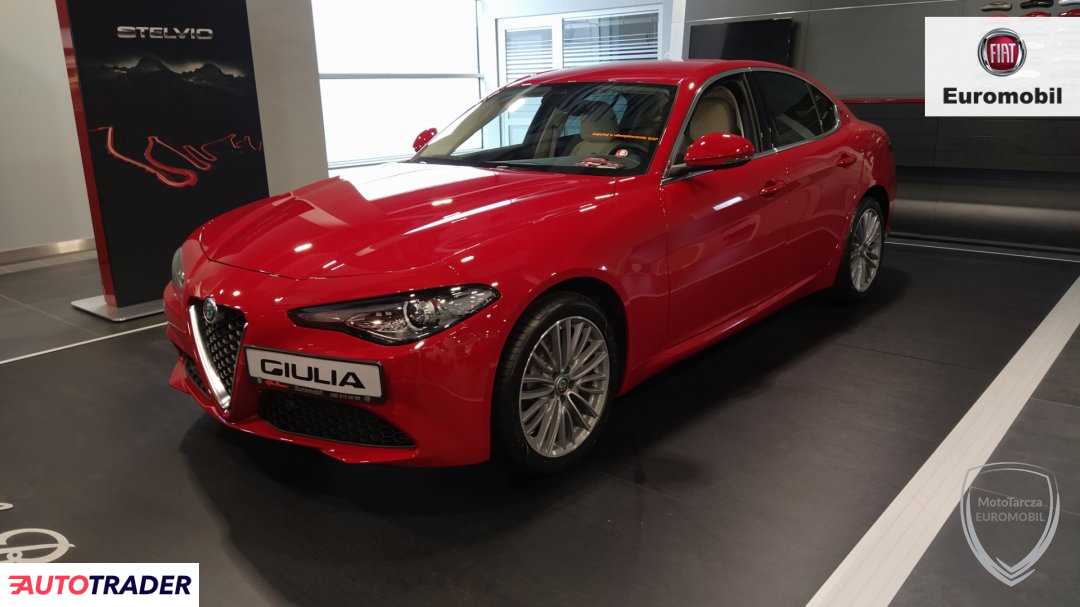 Alfa Romeo Giulia 2019 2.0 280 KM Alfa Romeo Giulia 2019 2.0 280 KM