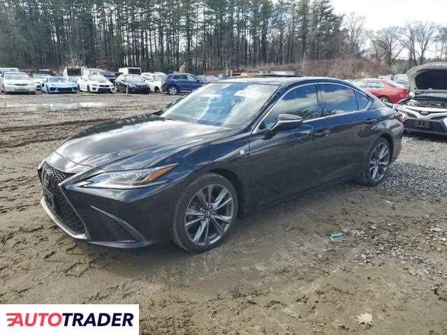Lexus ES 2019 3
