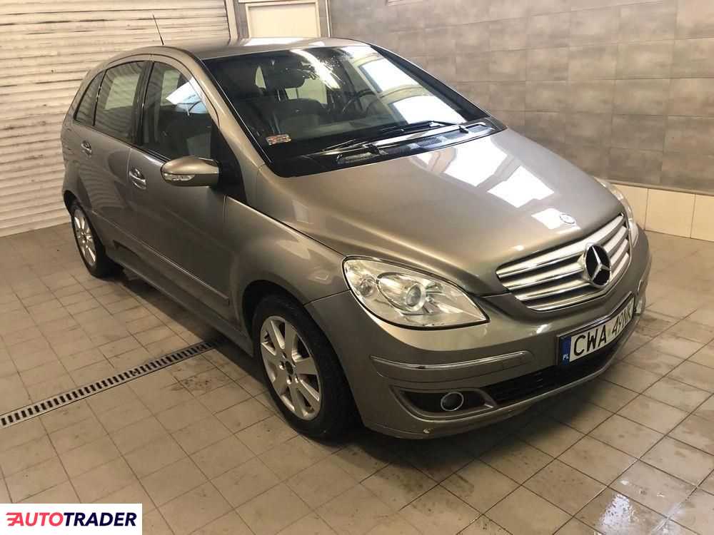 Mercedes B-klasa 2006 2.0 140 KM