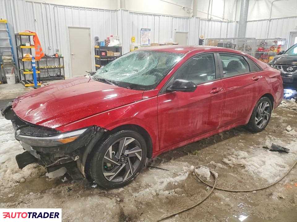 Hyundai Elantra 2025 2